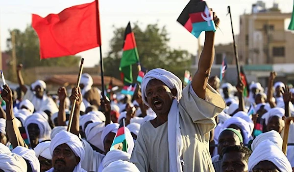 Sudan: Protesters approach the presidential palace capital Khartoum