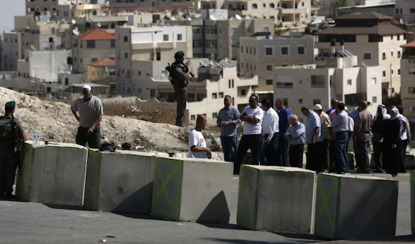 Israeli Occupation Blocks Enterance to House In Nablus