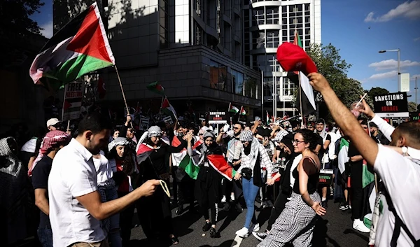 Large British Demonstration Against Israel's Apartheidic Crimes