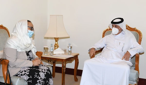 Ethiopian ambassador to Doha Samia Zakaria Goto and the Minister of State for Foreign Affairs in Qatar, Sultan Saeed Al-Muraikhi