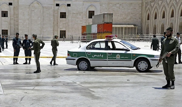 Four Iranian police personnel injured after being shot by gunmen