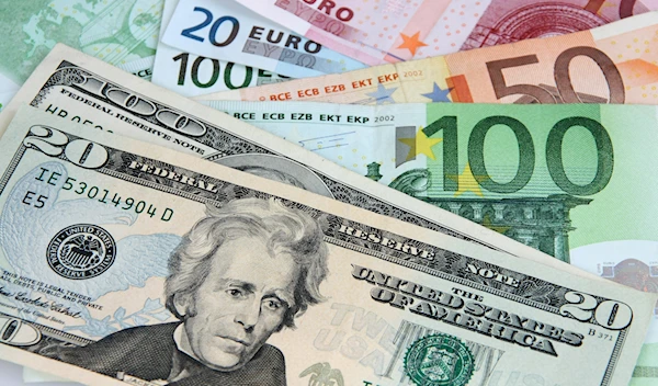 USD rose to 1.1742 against the Euro