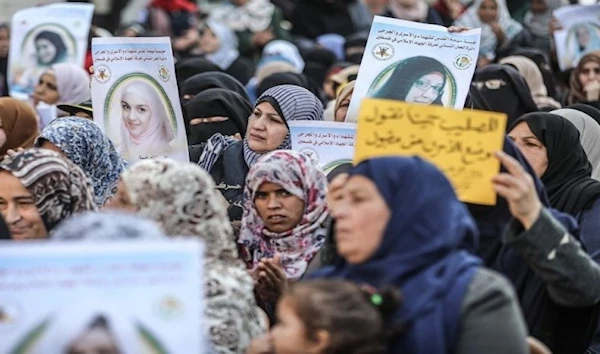 39 women, including 11 mothers, are held captive in Israeli prisons