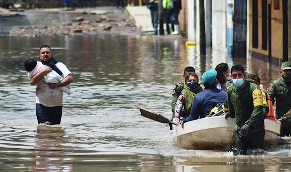 Mexico Hospital floods following heavy torrential rains