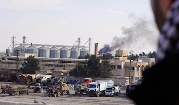 Coalition warplanes carried out several raids in the vicinity of the al-Sinaa prison