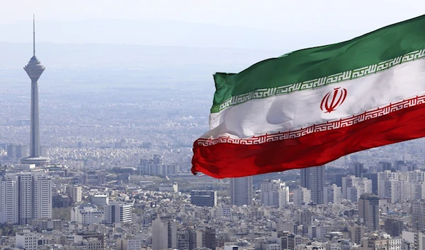 Iranian judge survives assassination attempt.