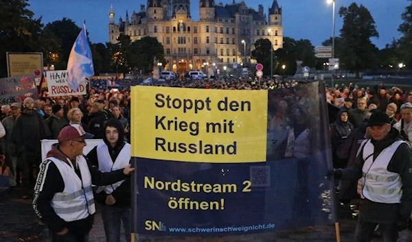 German protesters demand the uplifting of sanctions against Russia