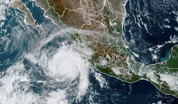 This satellite image shows Hurricane Roslyn approaching the Pacific coast of Mexico on Saturday.( AP)