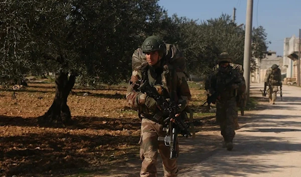 Turkish soldiers seen during a patrol in the Idlib de-escalation zone in Syria on 20 February 2020 (Anadolu Agency)