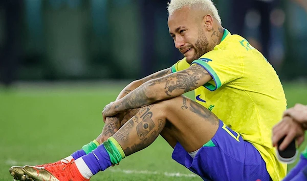 Neymar pictured crying after Brazil's penalty-shootout loss to Croatia, December 10, 2022 (IMAGO)