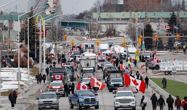 Canadian officials mounting pressure on protesters