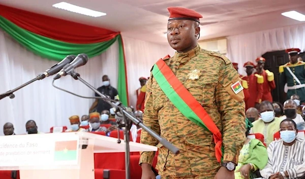 Coup leader in Burkina Faso sworn in as president