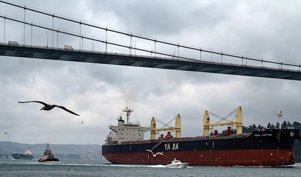 Turkey blocks warships from Bosphorus, Dardanelles