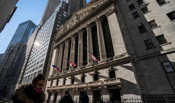 Stocks are opening lower on Wall Street, Thursday, February 3 (Photo: AP Photo/John Minchillo)