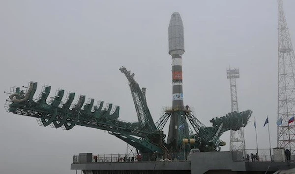 Soyuz-2.1b rocket with OneWeb satellites dismantled at Baikonur - Source