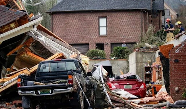 At least six killed in US tornado