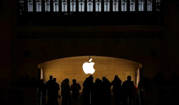 Apple Grand Central store employees hoping to unionize