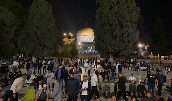 More than 100,000 worshippers performed their prayers at the Al-Aqsa Mosque