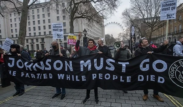 London: Demonstrations against surging prices, calls for Johnson's resignation