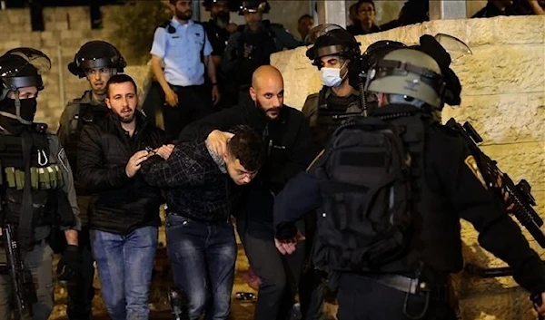 The Israeli occupation forces assault Palestinians at the Damascus Gate.