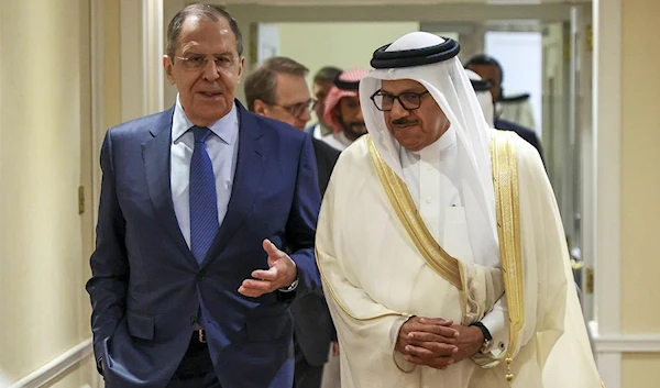 Russian Foreign Minister Sergey Lavrov and Bahraini Foreign Minister Abdullatif bin Rashid Al Zayani