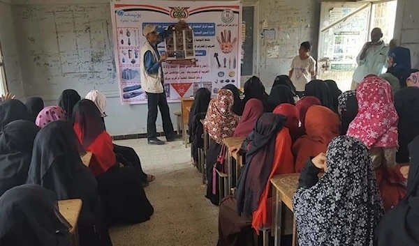 A workshop to raise awareness about mines and cluster bombs in Yemen.