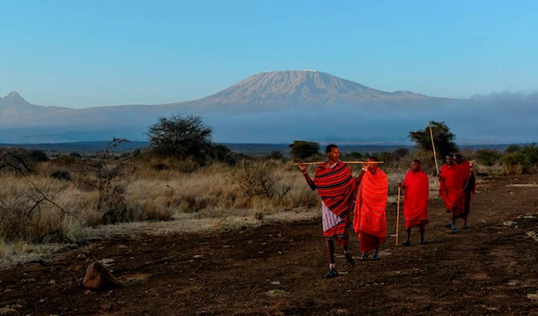 Maasai elders in Tanzania (Roger de la Harpe)