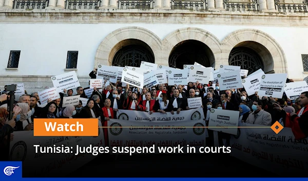 Tunisia: Judges suspend work in courts