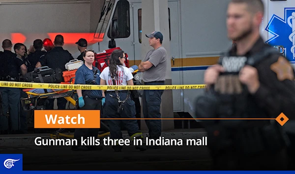 Gunman kills three in Indiana mall