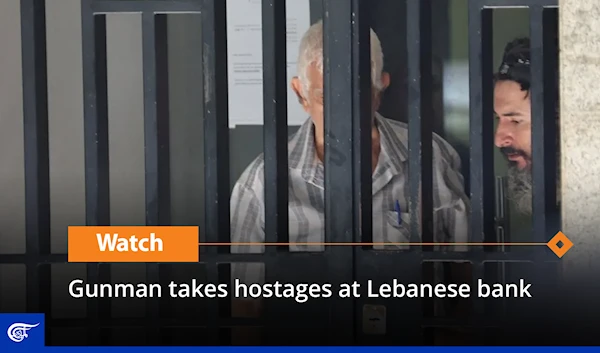 Lebanese man takes hostages at a bank