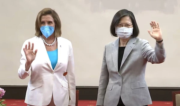 US House Speaker Nancy Pelosi with Taiwanese leader Tsai Ing-wen