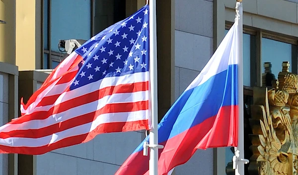 The United States and Russian flags fluttering