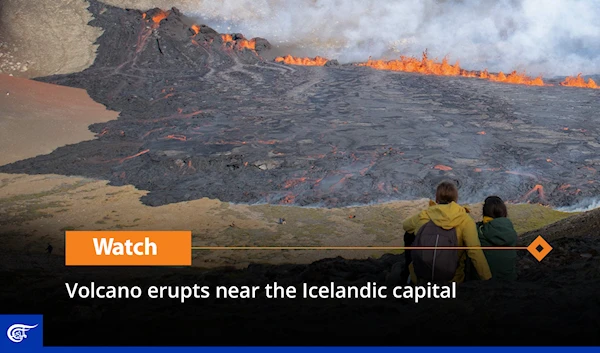 Volcano erupts near the Icelandic capital