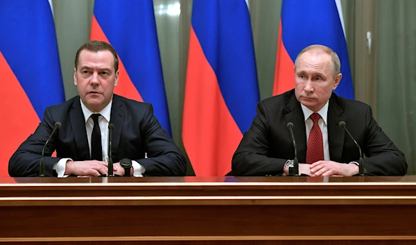 Russian President Vladimir Putin and United Russia leader Dmitry Medvedev in Moscow on January 15, 2020 (AP Photo)