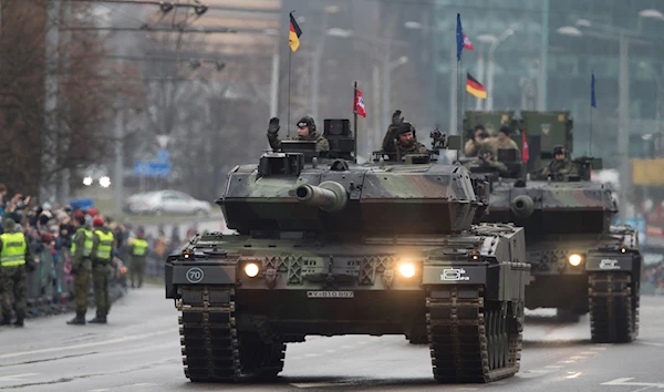 Germany pressured to send battle tanks to Ukraine