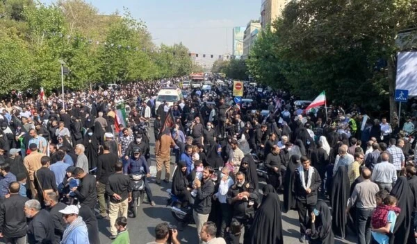 People in the Iranian capital of Tehran held a massive anti-rioters rallies after Friday Prayers denouncing riots in the country, in which several security forces were killed, TEHRAN, Sep. 23, 2022 (MNA)