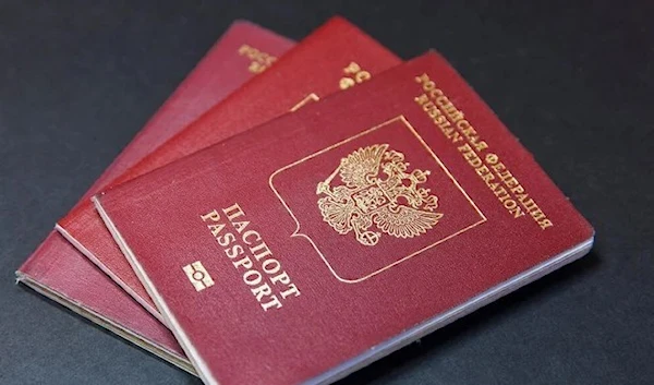 Poland and Baltics agree EU visa ban plan for Russians.