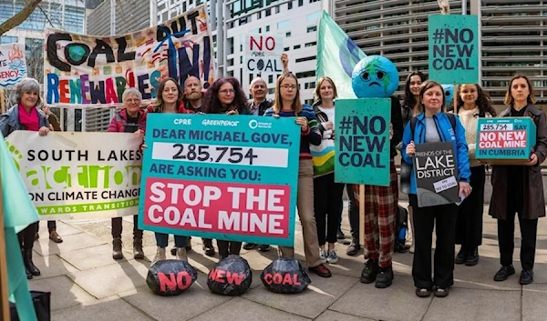 Supporters of the #NoNewCoal movement rallying in London. (Twitter)