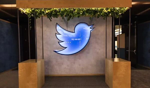 Neon Twitter sign for auction (Global Heritage Partners)