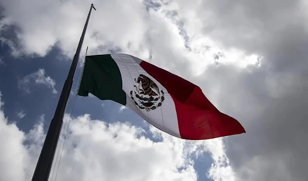 Mexico flag flying at half mast -undated- (AFP)