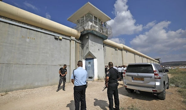 Naqab Israeli prison becoming similar to Abu Ghraib: Detainees chief