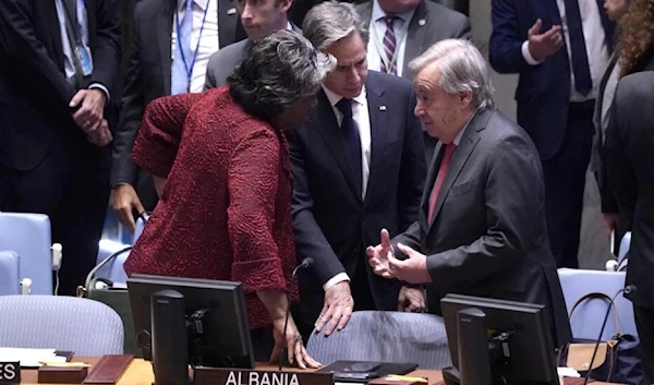 US Secretary of State Antony Blinken speaks with UN Secretary-General Antonio Guterres and US Ambassador to the UN Linda Thomas-Greenfield on October 24, 2023. (AFP)