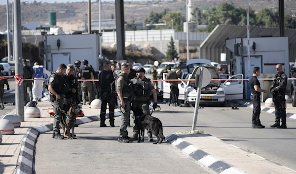 Israeli police stand at a checkpoint leading to the West Bank in Occupied Al Quds, Thursday, Nov. 16, 2023 (AP)