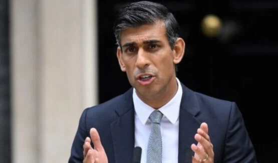 Britain's Prime Minister Rishi Sunak delivers a speech outside 10 Downing Street in central London, on October 25, 2022. (AFP)