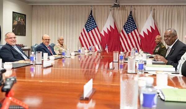 Secretary of Defense Lloyd Austin, right, meets with Bahrain's Prime Minister Salman bin Hamad Al Khalifa, left, at the Pentagon on Thursday, Sept. 14, 2023 (AP)