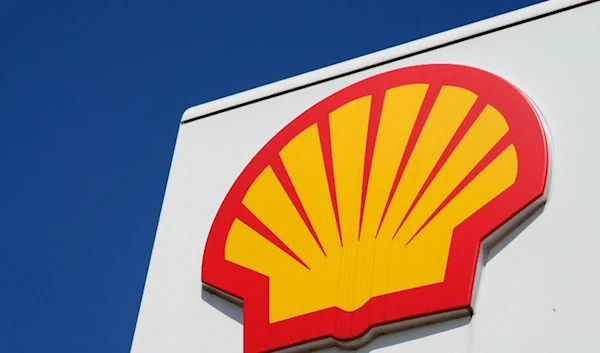 A photo taken May 26, 2022 shows the logo of British multinational oil and gas company Shell at an oil and gas station in Berlin ( AFP / Astrid Vellguth)