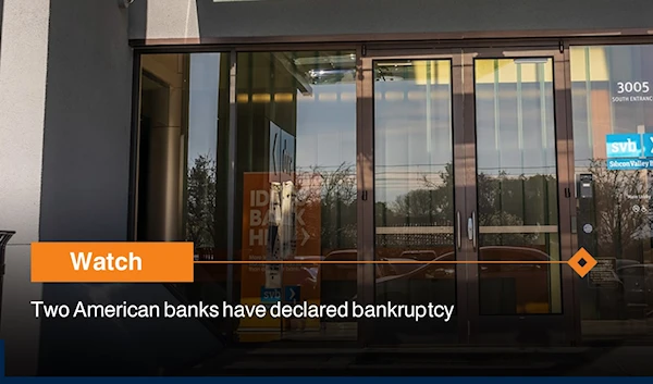 Two American banks have declared bankruptcy