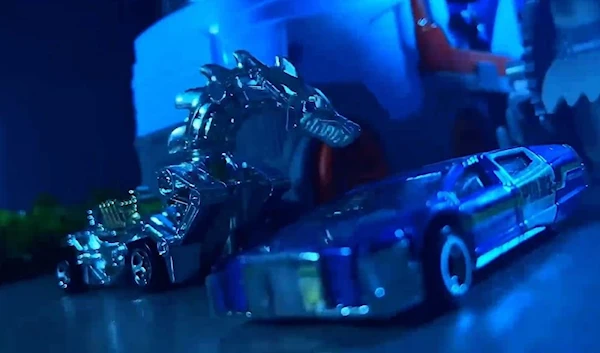 Filmmaker creates incredible stop-motion chase scenes using Hot-Wheels toy cars (SWNS/YouTube)