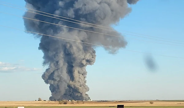 A black cloud erupts from the Southfork Dairy Farm after an explosion killed 18,000 cattle, Dimmitt, Texas Panhandle, United States, 10 April 2023. (Castro County Sheriff's Office/Facebook)