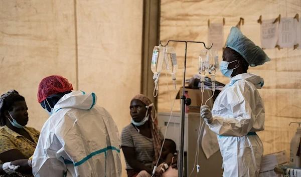 Health workers treat cholera patients at the Bwaila Hospital in Lilongwe central Malawi, Jan. 11, 2023. (AP)